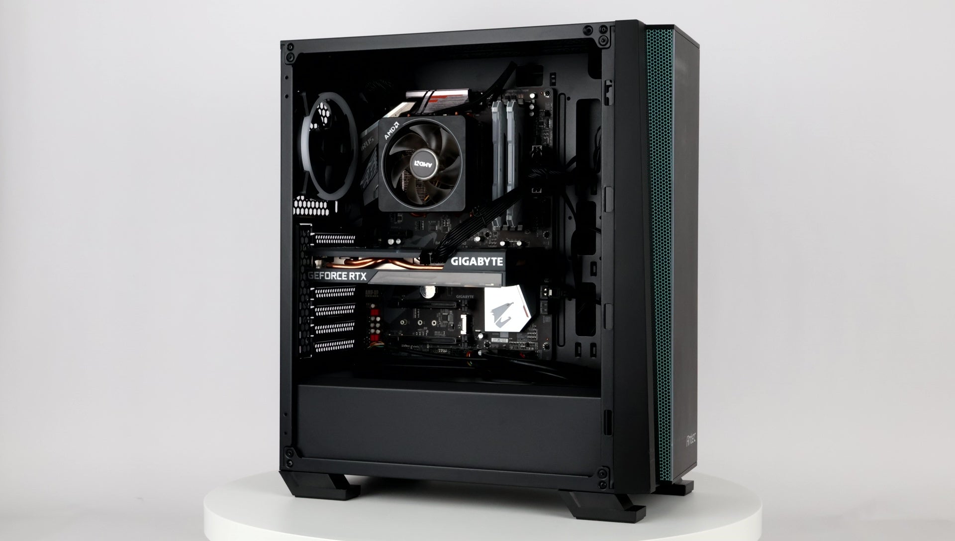 Game PC - RTX 3060 TI | Ryzen 7 3700X - Tweedehands
