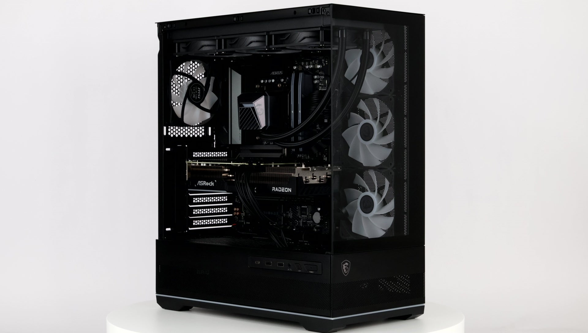 Game PC - RX 9070 XT | Ryzen 7 7800X3D - Tweedehands