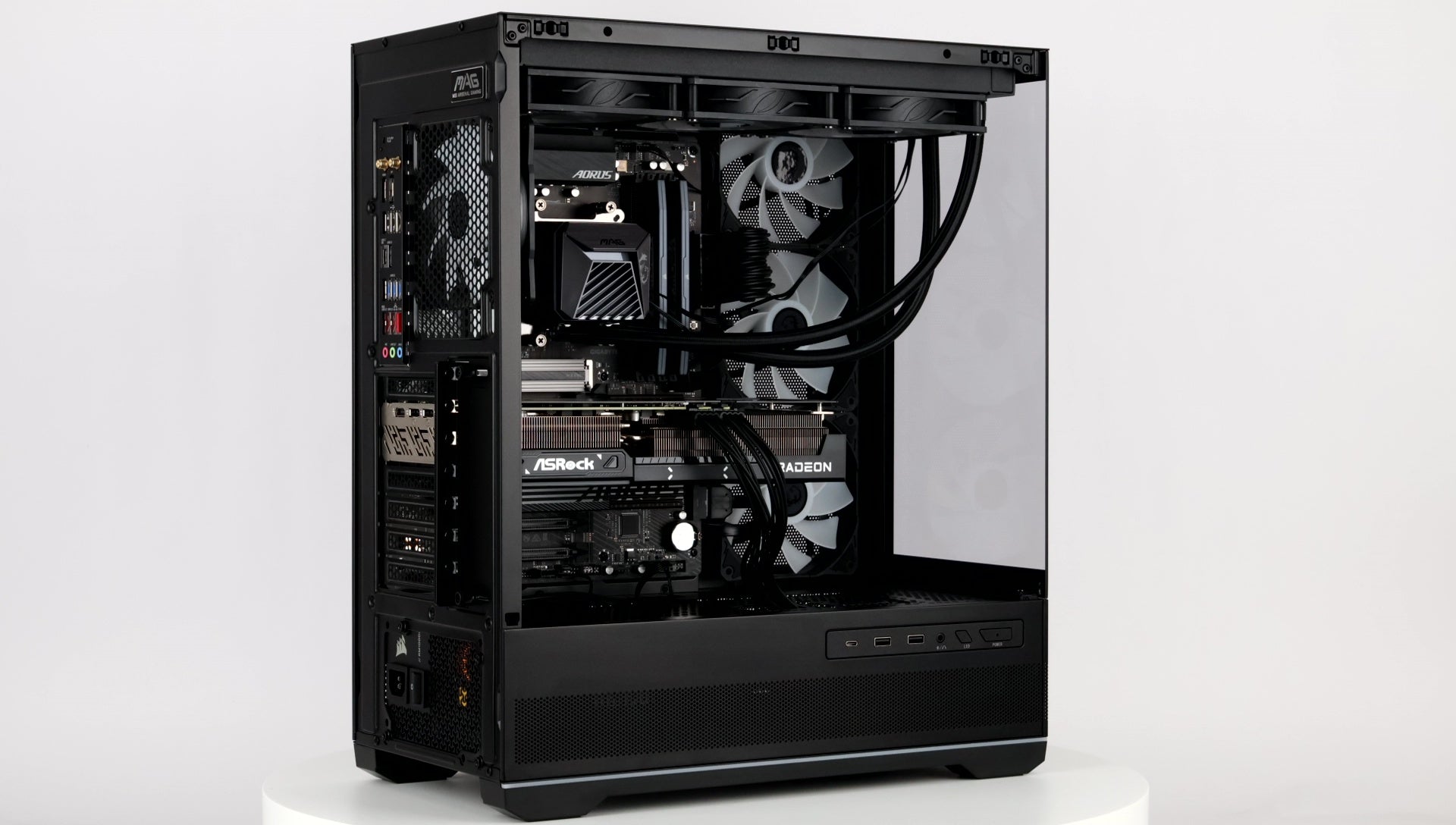 Game PC - RX 9070 XT | Ryzen 7 7800X3D - Tweedehands