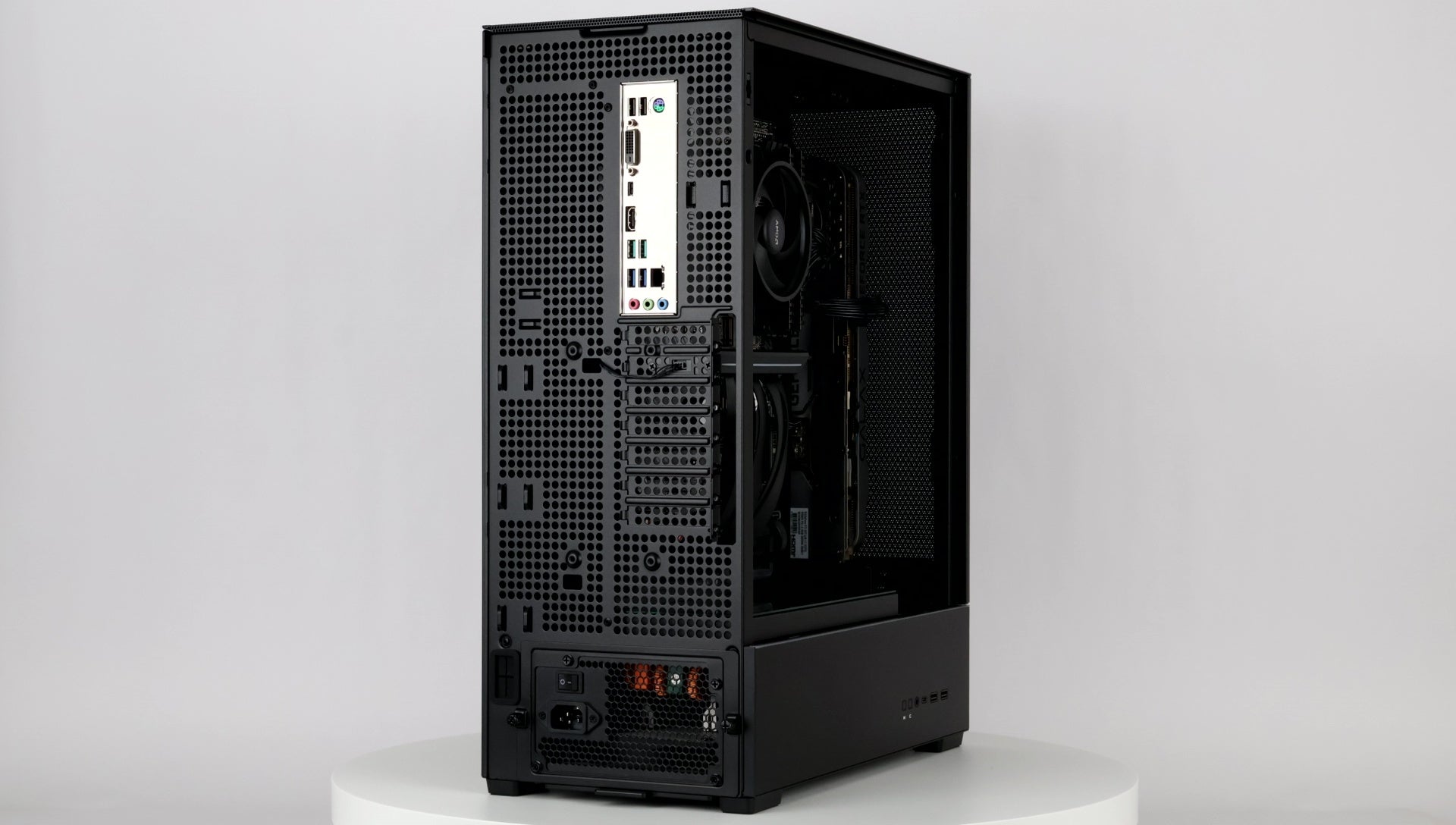 Game PC - RTX 3070 | Ryzen 5 3600 - Tweedehands
