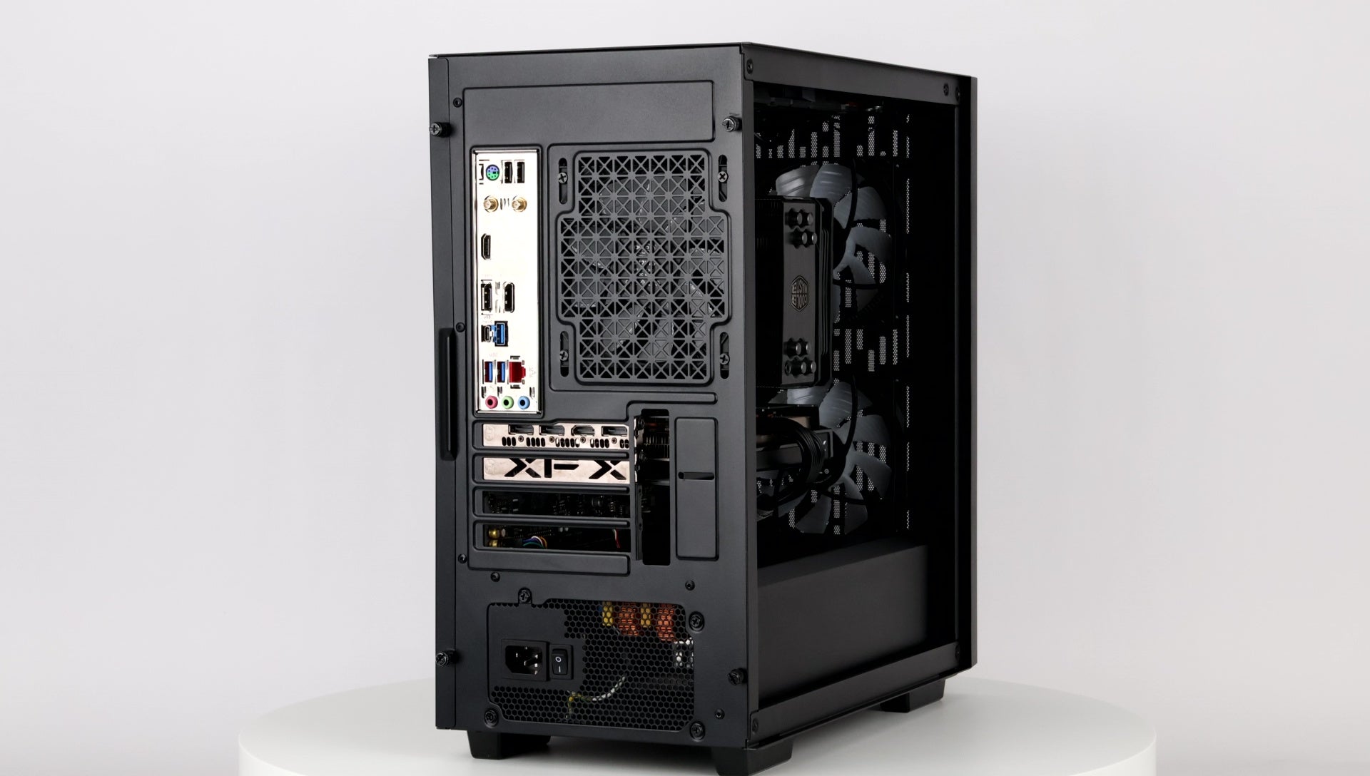Game PC - RX 6600 | i3 12100F - Tweedehands