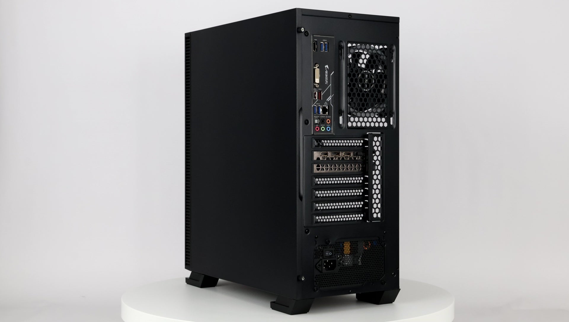Game PC - RTX 3060 TI | Ryzen 7 3700X - Tweedehands